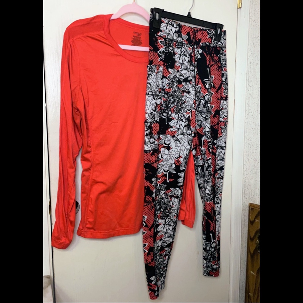 Medium POPFIT Leggings Outfit!